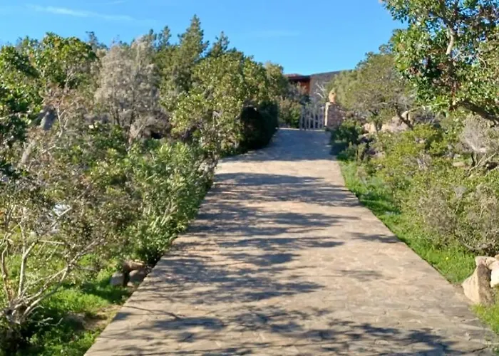 Kiru Lovely - Su Cuile, Cala Ginepro Nyaraló